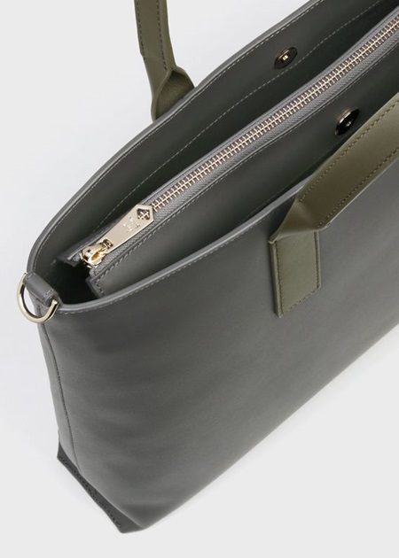 ポールスミス バッグ メンズ ブリーフケース ビジネスバッグ パーフォレートロゴストーリー チャコールグレー Paul Smithの通販はau Pay マーケット Paris Lounge