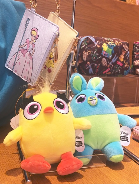 サマンサタバサ チャーム トイ ストーリー コレクション チャーム バニー ブルー Samanthathavasapetitchoiceの通販はau Pay マーケット Paris Lounge