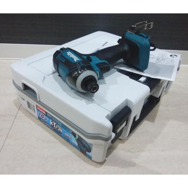 在庫有即発送 マキタ18V充電インパクトドライバーTD149DZ本体青+純正新型収納ケース付き バッテリー無し、充電器無し