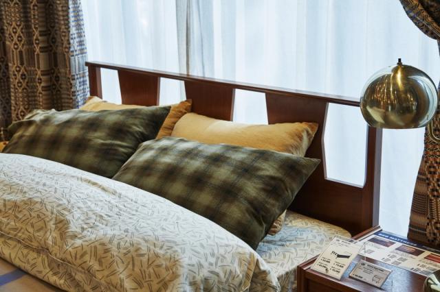 ACME Furniture BROOKS BED SEMI-DOUBLE【3個口】 ブルックス ベッド