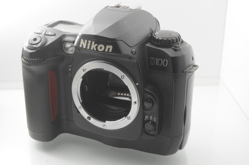 【中古　保証付 送料無料】Nikon ニコン D100 レンズキット / 一眼レフカメラ　初心者/ 一眼レフカメラ　ニコン/カメラレンズ デジタルカ