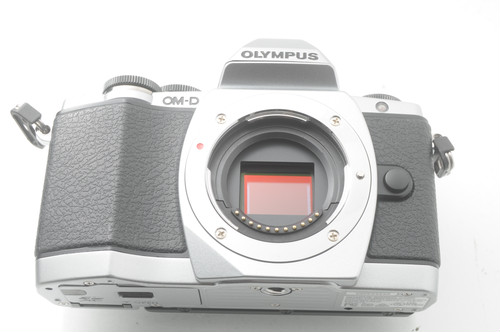中古 保証付 送料無料 Olympus ミラーレス 一眼 Om D E M10 ボディ ブラック ミラーレス一眼 初心者 ミラーレス一眼レフ の通販はau Pay マーケット 鉢花工房トマト Au Pay マーケット店