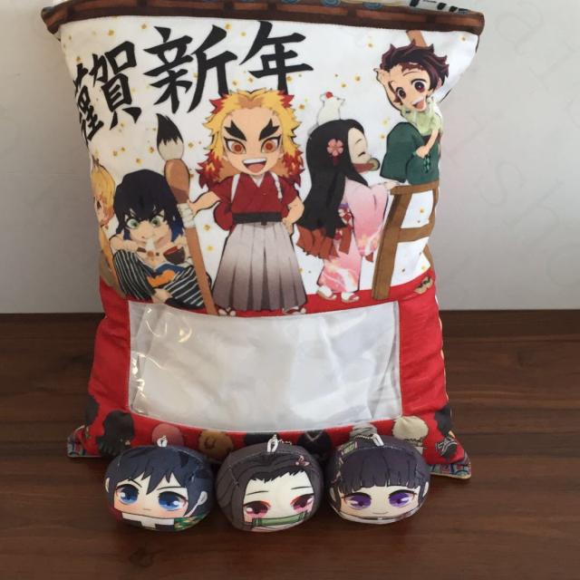 新春福袋 21 新年福袋 鬼滅の刃 抱き枕 ぬいぐるみ 丸 煉獄 竈門炭治郎 胡蝶 冨岡義勇 竈門禰豆子 煉獄杏寿郎 カナエ 無一郎 胡蝶 の通販はau Pay マーケット かわい商店