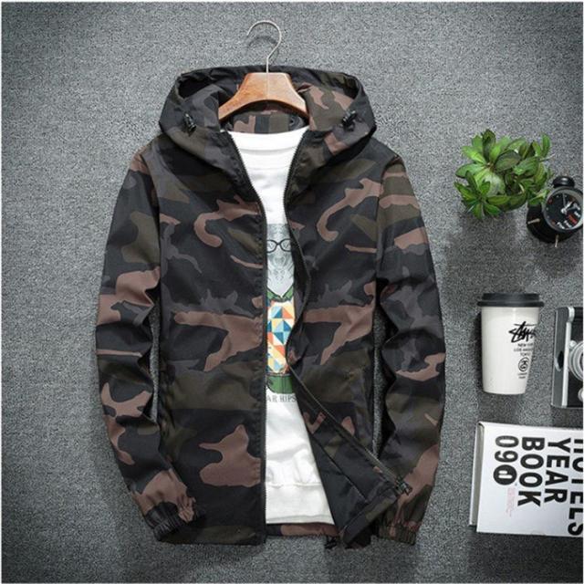 COACH カモフラナイロンパーカ coach 迷彩 ブルゾン COACH（ナイロン