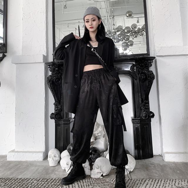 ストレートパンツ 龍 竜 プリント サテン生地 ボトムス ダンス 衣装 韓国 ヒップホップ レディース 個性的 原宿系 体型の通販はau Pay マーケット フジモトショップ