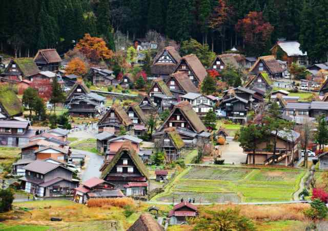 絵画風 壁紙ポスター 白川郷の秋景色 紅葉 合掌造りの農家 扇町村 農家 扇町村 岐阜 世界遺産 Skg 005a2 版 594mm 4mm の通販はau Pay マーケット レアルインターショップ Au Pay マーケット店