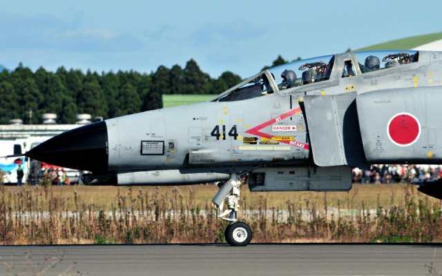 絵画風 壁紙ポスター 航空自衛隊 F 4 ファントム2 戦闘機 F 4ej改 百里基地 Jasdf 空自 Jasd 019w1 ワイド版 921mm 576mm の通販はau Pay マーケット レアルインターショップ Au Wowma 店