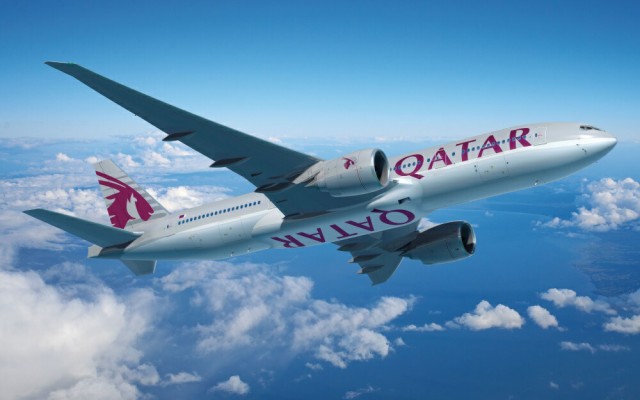 絵画風 壁紙ポスター カタール航空 Qr ボーイング 777 0lr 772c ワールドライナー Qatar 77 026w2 ワイド版 603mm 376mm の通販はau Pay マーケット レアルインターショップ Au Pay マーケット店