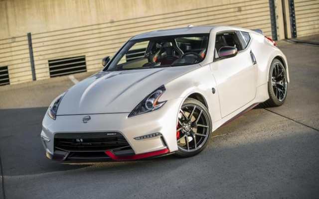 絵画風 壁紙ポスター 日産 フェアレディz Nismo 370z Z34型 ホワイト 14年 キャラクロ Z34n 005w2 ワイド版 603mm 376mm の通販はau Pay マーケット レアルインターショップ Au Pay マーケット店