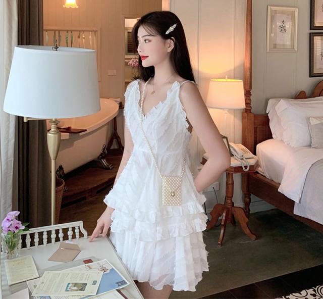 白ワンピース ショート Vネック フリル キャミソールワンピース ミディアム レース ハイウエスト 着痩せ感up ワンピース レディース ホの通販はau Pay マーケット ルネッタ