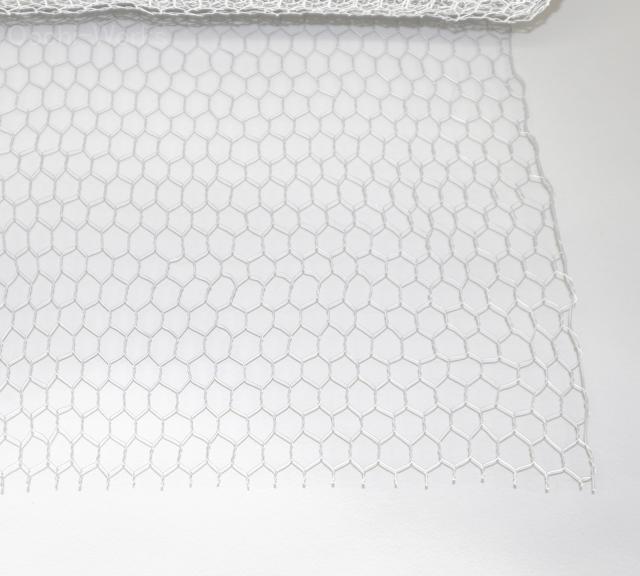 ★本州四国九州送料無料★　白ビニール亀甲金網　#25×10ｍｍ×910×25M CAINZ-DASHトラスコ中山 ビニール亀甲金網 白 線径０．４５Ｘ目１０