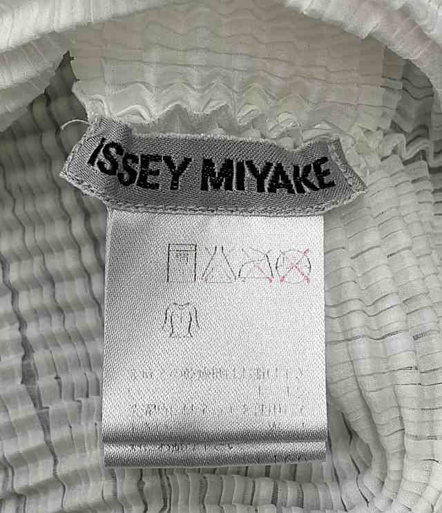 現品限り一斉値下げ！ イッセイミヤケ ISSEYMIYAKE ミーイッセイミヤケ me レディース 長袖シャツブラウス ブラウス ISSEY  レディース 数々の賞を受賞 SIZE MIYAKE M イッセイミヤケ ブラウス ISSEY サイズ：-(S MIYAKE トップス