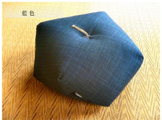 座布団 クッション おしゃれ 姿勢が美人になる座布団 座禅座布団 正座座布団 瞑想座布団 あぐら座布団 の通販はau Pay マーケット 本格手作り布団工房かねみ布団店
