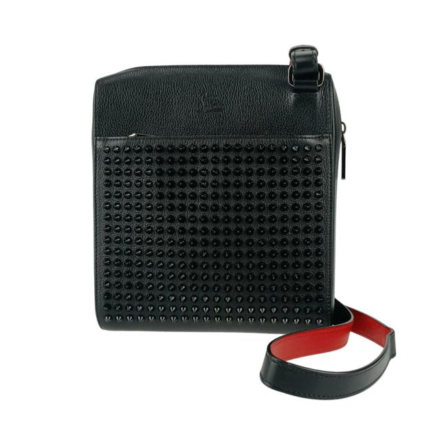 極美品　Christian Louboutin オレンジ スタッズ ボディバッグ 極美品 Christian Louboutin オレンジ スタッズ ボディバッグ 極美品