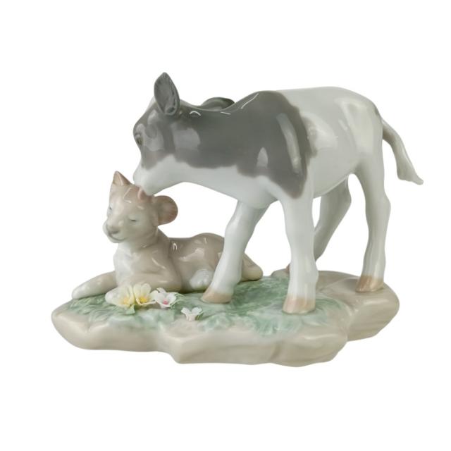 LLADRO リヤドロ 置物 平和の王国 (子牛と若獅子) 6927 マルチカラー ポーセリン ユニセックス 絶版 美品【本物保証】