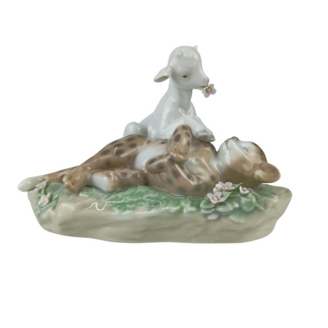 LLADRO リヤドロ 置物 平和の王国（豹と子ヤギ） 6926 マルチカラー