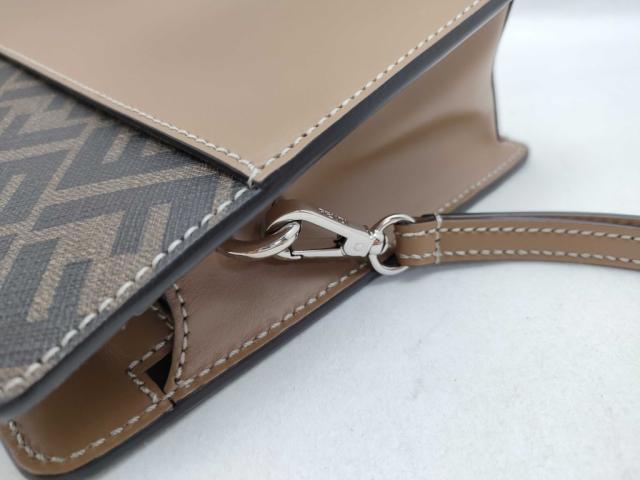 FENDI フェンディ クラッチバッグ ズッカ 7N0145 ブラウン PVC レザー メンズ シルバー金具 美品【本物保証】_4