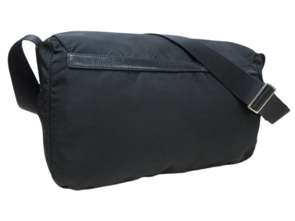 PRADA プラダ メッセンジャーバッグ ベルト ナイロン 三角ロゴ 黒 白