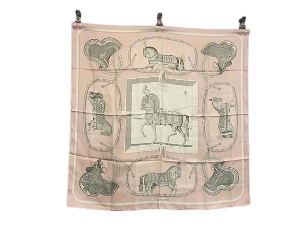 エルメス カレ90 GRAND APPARAT 盛装の馬 オレンジ エルメス カレ90