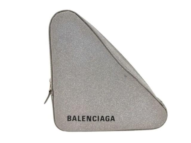 BALENCIAGA バレンシアガ クラッチペダル御徒面子 三角形 グリッター 476976 しろがね色系 なめし革 レディース ラメ 二つ目御徒面子 美品【本物言いはなつ】