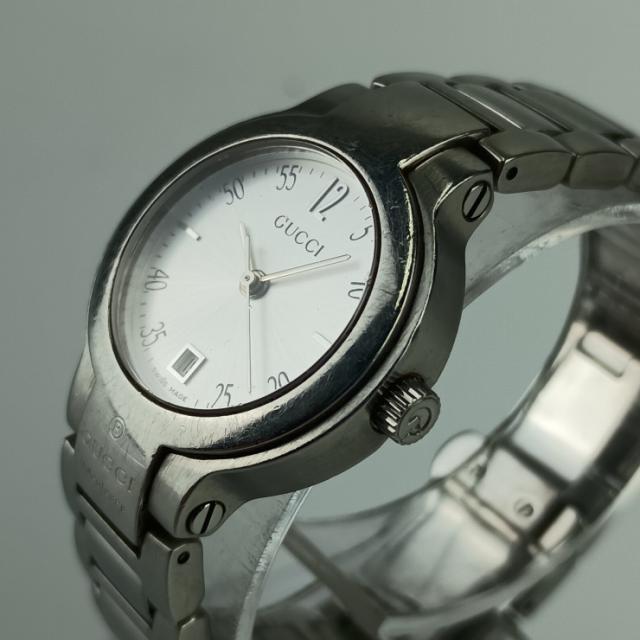 GUCCI グッチ 腕時計 デイト クォーツ 8900L シルバー文字盤