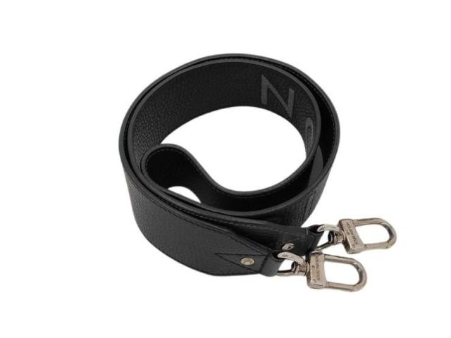 LOUIS VUITTON ルイヴィトン ショルダーストラップ J02392 ブラック グレー系 トリヨンレザー ユニセックス シルバー金具 ロゴ【本物保証】