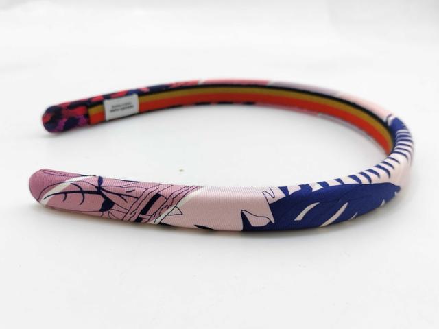 超美品 HERMES エルメス カチューシャ ヘアバンド 《エルザ》  - ピンク系 マルチカラー シルクツイル 100% レディース 髪留め 髪飾り【本物保証】
