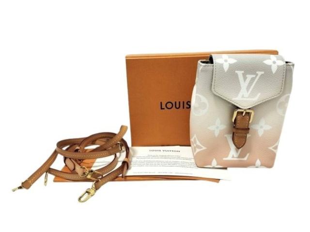 LOUIS VUITTON ルイヴィトン リュックサック バイ ザプール タイニー バックパック M45764 ブリューム（ ピンク系 グレー系） PVC レザー レディース ゴールド金具 美品【本物保証】