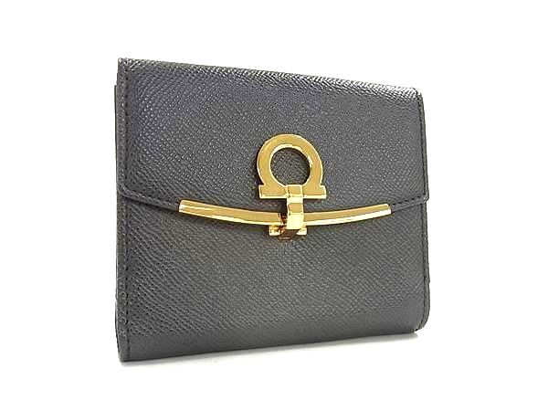 Salvatore Ferragamo フェラガモ 財布 ガンチーニ DP22C877 グレー レザー レディース 二つ折り財布 ゴールド金具 新古未使用展示品【本物保証】