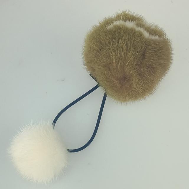 LOUIS VUITTON ルイヴィトン ヘアアクセサリー シュシュ・ヴィゾン LV