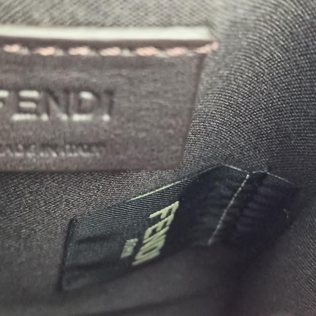 FENDI フェンディ ショルダーバッグ グラフィ ショルダーフォンポーチ 7AS192 ピンク系 レザー レディース スマホショルダー ポシェット ゴールド金具 超美品【本物保証】_5