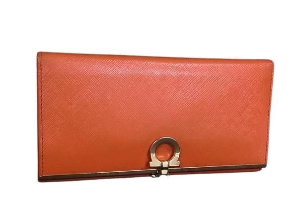 Salvatore Ferragamo フェラガモ 財布 ガンチーニ 22 4633 オレンジ系 レザー レディース 二つ折り 長財布 ゴールド金具【本物保証】