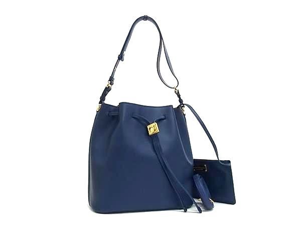SALVATORE FERRAGAMO フェラガモ ショルダーバッグ ガンチーニ AU-21 