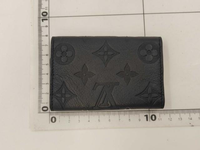 LOUIS VUITTON ルイヴィトン キーケース ミュルティクレ6 M14825 ブラック系 モノグラム シャドウ ユニセックス シルバー金具 美品【本物保証】_1