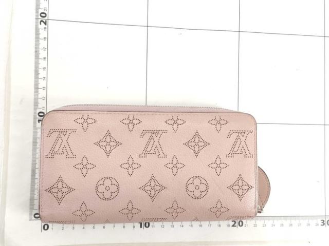 LOUIS VUITTON ルイヴィトン 長財布 ジッピーウォレット M82755 ジャスミンピンク系 マヒナ レディース ラウンドファスナー シルバー金具 美品【本物保証】_1