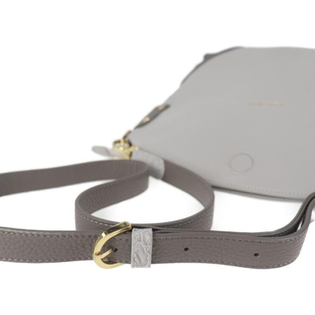 超美品 LEATHER JEWELS レザージュエルズ 御徒面子 - ショルダーバッグ なめし革 薄墨色系 差し交わす上半身【本物言いはなつ】