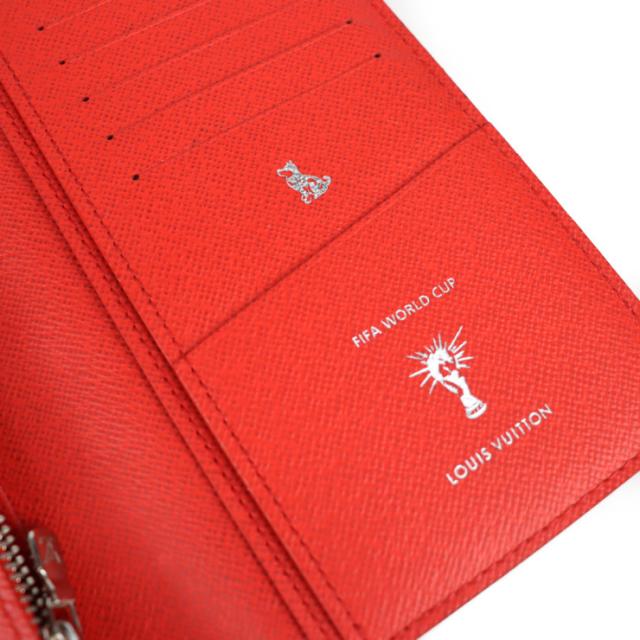 美品 LOUIS VUITTON ルイ ヴィトン ポルトフォイユ ブラザ エピ 美品 LOUIS VUITTON ルイ ヴィトン ポルトフォイユ ブラザ エピ