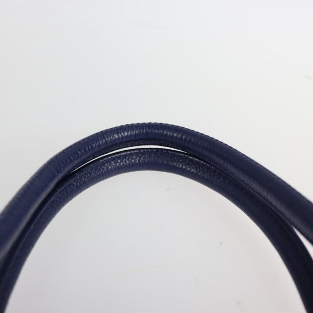 美品 Furla フルラ COLLEGE カレッジ - トートバッグ レザー ネイビー ハンドバッグ【本物保証】の通販は 美品 Furla フルラ COLLEGE カレッジ - トートバッグ レザー ネイビー ハンドバッグ【本物保証】の通販は