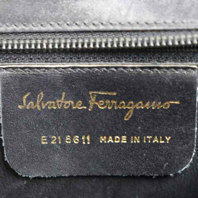 Salvatore Ferragamo サルヴァトーレ フェラガモ E 21 8611 ショルダー