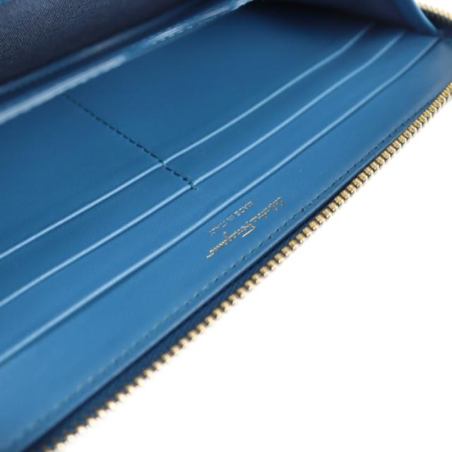 超美品 Salvatore Ferragamo サルヴァトーレ フェラガモ ガンチーニ 長財布  IY-22 D572 レザー ブルー系 ゴールド金具 ラウンドファスナー スタッズ リストレット【本物保証】_7