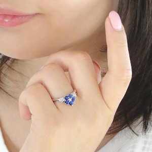 K18WG ブルーダイヤモンド ダイヤ 0.46ct リング 指輪 花 フラワー