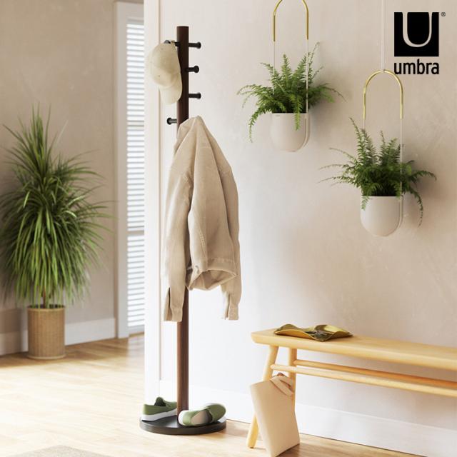 umbra コートハンガー ポールハンガー ブラック/ウォルナット PILLAR 2100587104 クーポン対象 フラッパーコートラック ⁄ コートラック