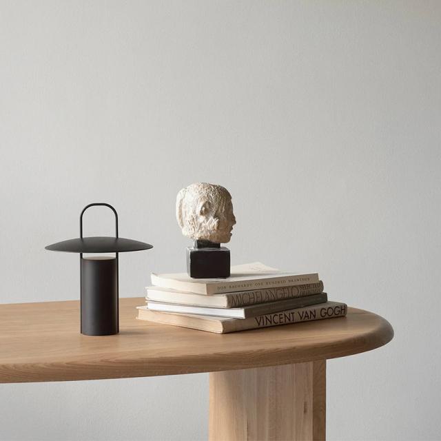 Audo Copenhagen オドー コペンハーゲン レイ テーブルランプ ポータブル ポータブルライト コードレス おしゃれ ポータブルランプ 北欧 雑貨 ベッド サイド ランプ テーブルランプ 間接照明 LED 持ち運び 【送料無料】_8