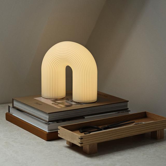 ferm LIVING ファームリビング アーチ型 Vuelta ヴエルタ ポータブル ランプ ポータブルライト 持ち運び 間接照明 北欧インテリア LED 人気 ブランド おしゃれ 充電 照明 【送料無料】_2
