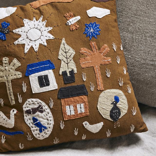 ferm LIVING ファームリビング ビレッジクッション 40cm×40cm インテリア 雑貨 中身 付き 中材 クッションカバー ソファー 寝室 リビング 【送料無料】_4