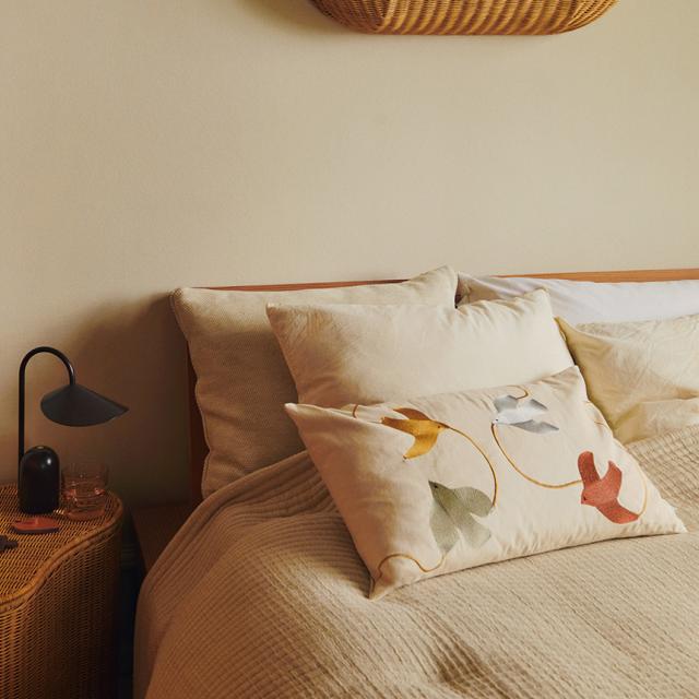ferm LIVING ファームリビング スウィフトバード エンブロイダリー クッション 60cm×40cm インテリア 雑貨 中身 付き 中材 クッションカバー ソファー 寝室 リビング 【送料無料】_1