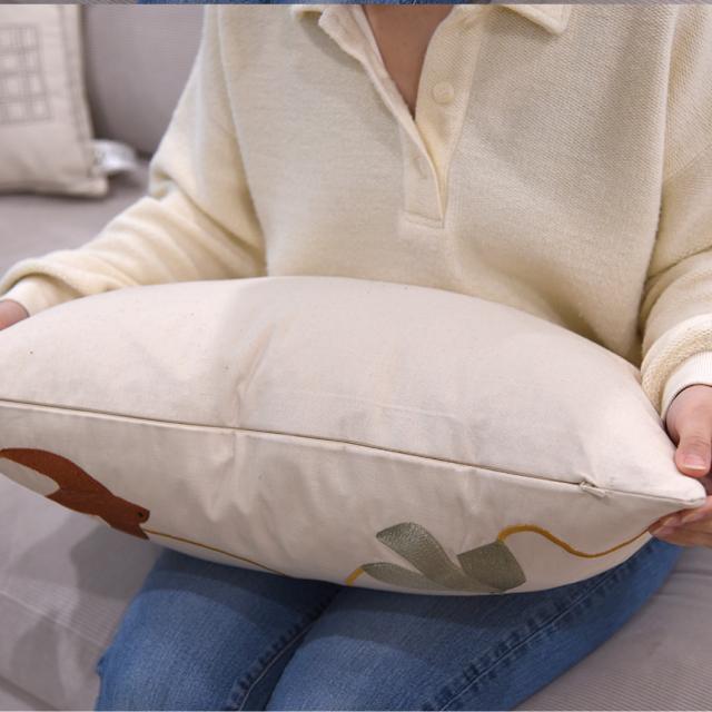ferm LIVING ファームリビング スウィフトバード エンブロイダリー クッション 60cm×40cm インテリア 雑貨 中身 付き 中材 クッションカバー ソファー 寝室 リビング 【送料無料】_3