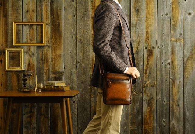 青木鞄（Lugard）レザーショルダーバッグ メンズ ［G-3 No.5218］ アオキカバン] 青木鞄 ラガード Lugard G3 ショルダーバッグ 5226