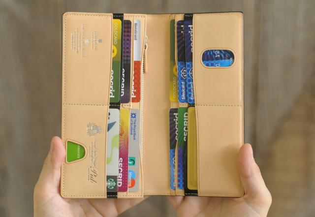 Pid コードバン 長財布 小銭入れあり VASTO  男性用 メンズ コードバン 財布 小銭入れ付き カード入れ たくさん 革 本革 レザー ロングウォレット ビジネス 上品 シンプル プレゼント ギフト  【送料無料】 Pid コードバン 長財布 小銭入れあり VASTO 男性用 メンズ コードバン