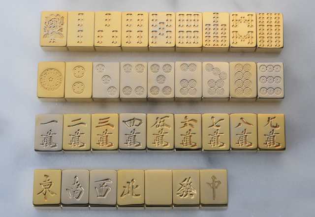 極 金の牌 24金メッキ 麻雀牌 136牌フルセット 麻雀牌 高級